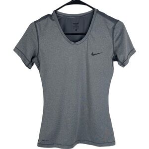 ✅ Nike Pro Woman’s Dri Fit Gray Workojt Tee shirt size M